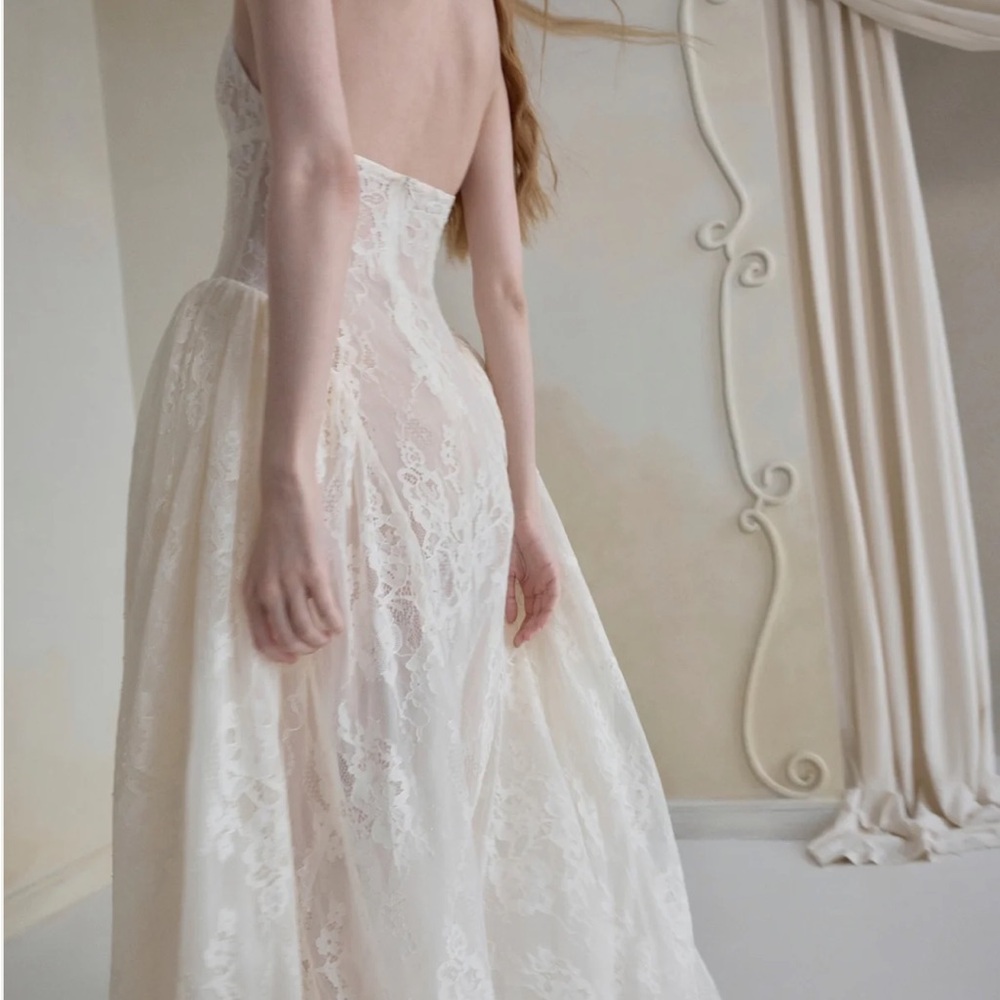 Huong Boutique NWT Ivory Lace Halter Dress - Picture 5 of 9